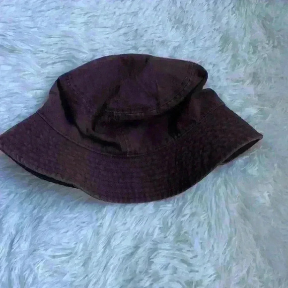 Espirit Bucket Hat. Brown. Los Angeles printed on front. - Picture 3 of 4